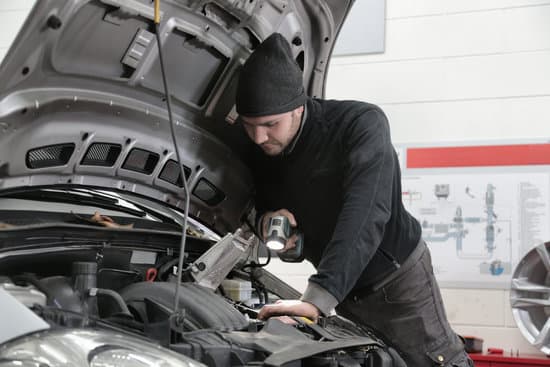 cómo cambiar los líquidos de freno de tu coche